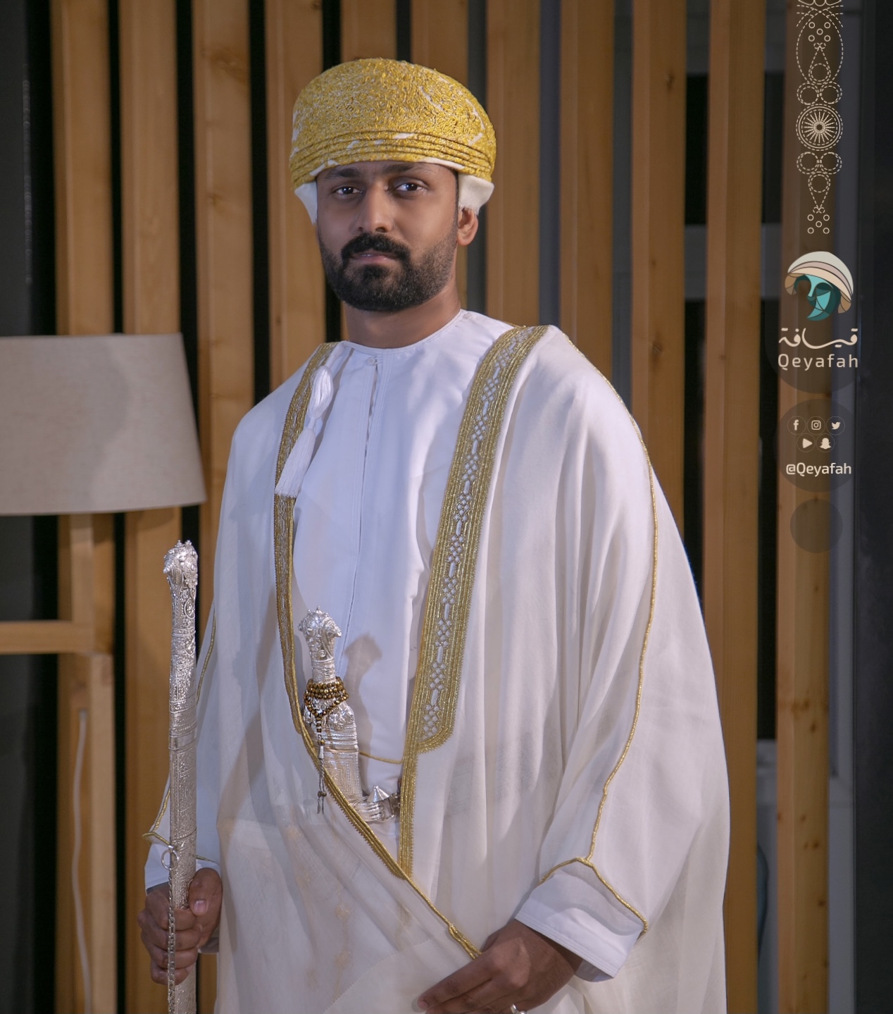 طقم بشت | للتأجير