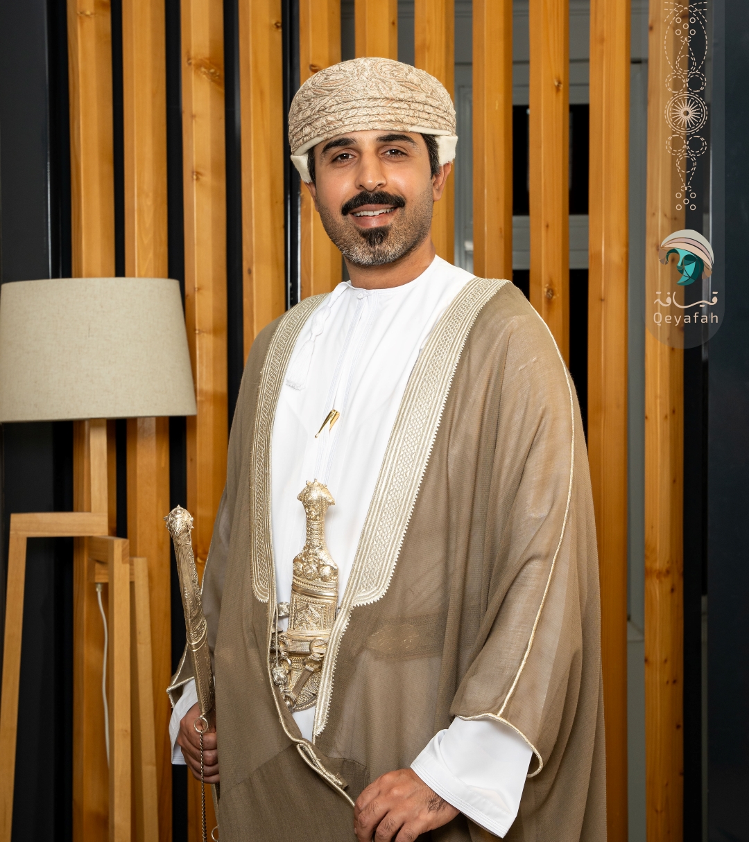 طقم بشت | للتأجير