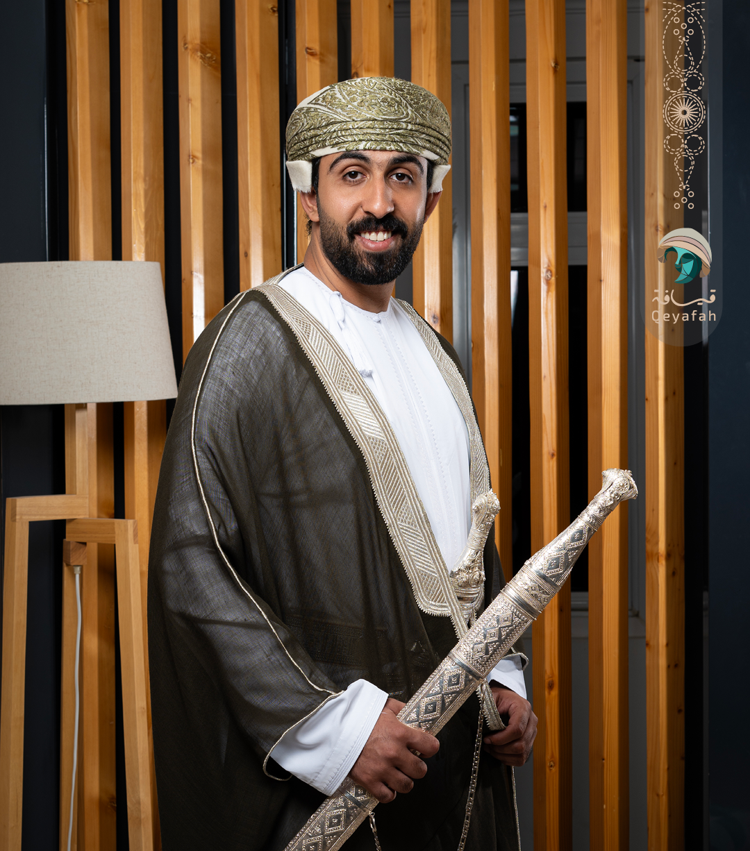 طقم بشت | للتأجير