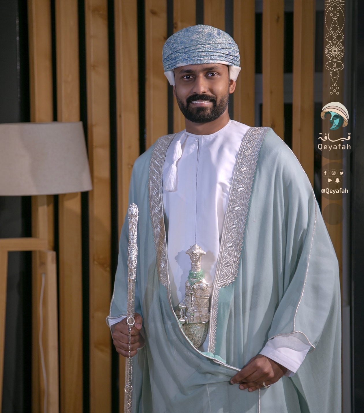 طقم بشت | للتأجير