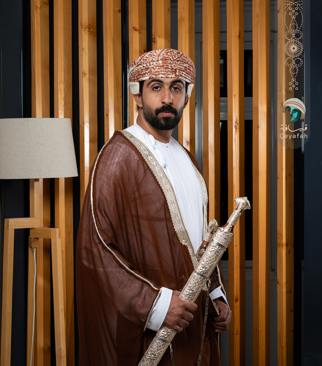 طقم بشت | للتأجير