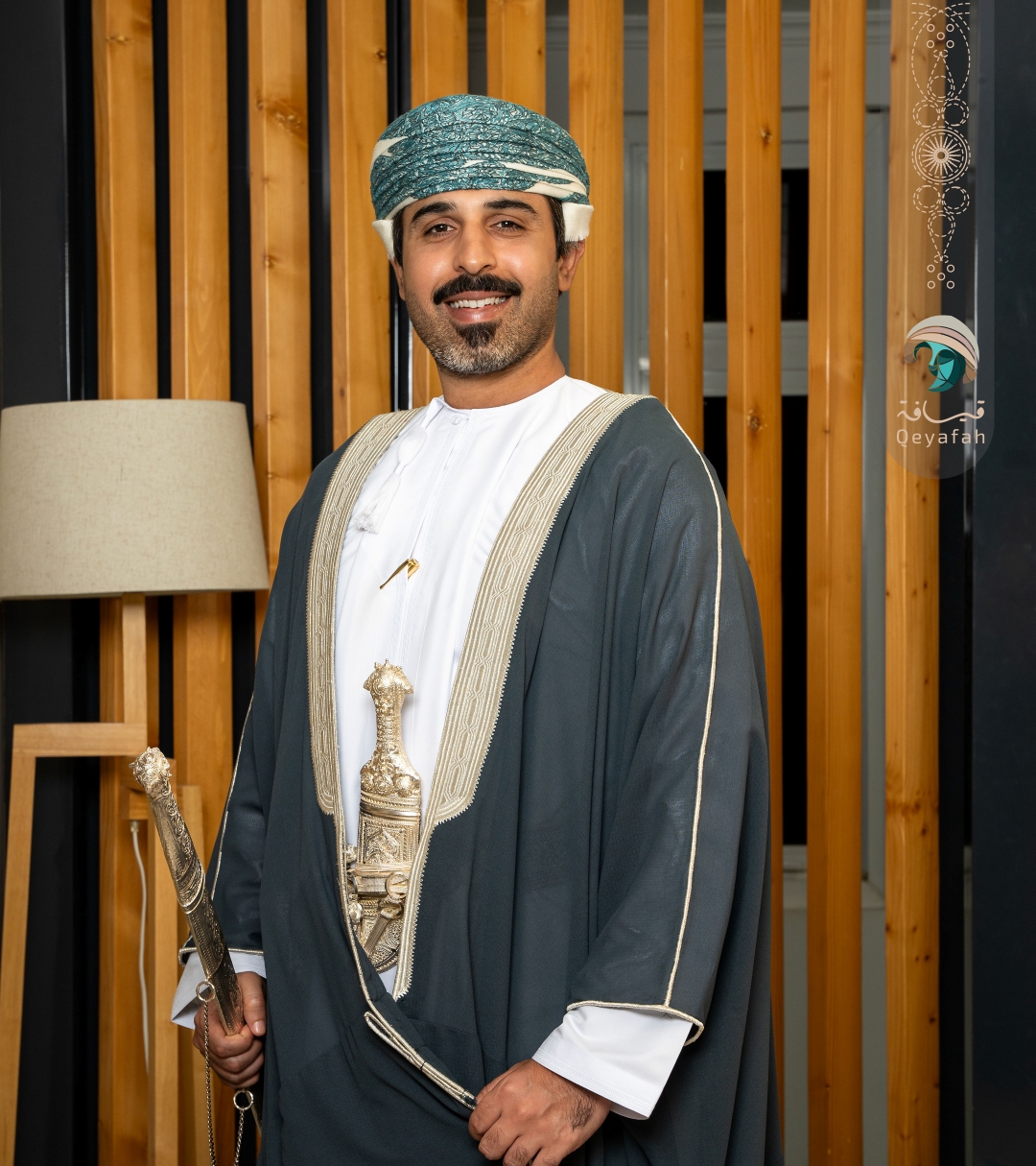 طقم بشت | للتأجير