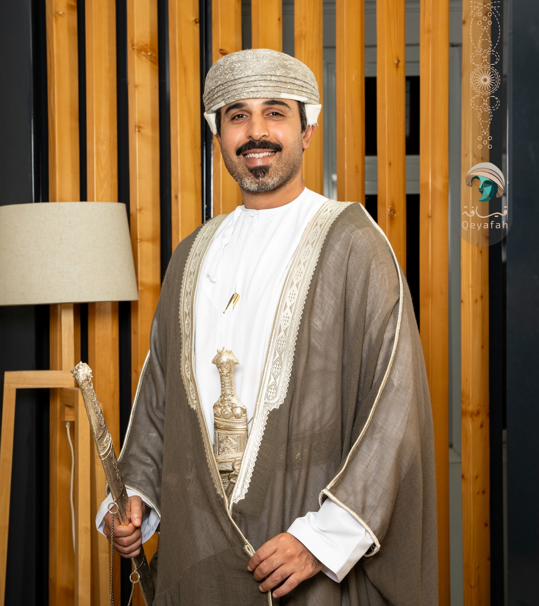 طقم بشت | للتأجير