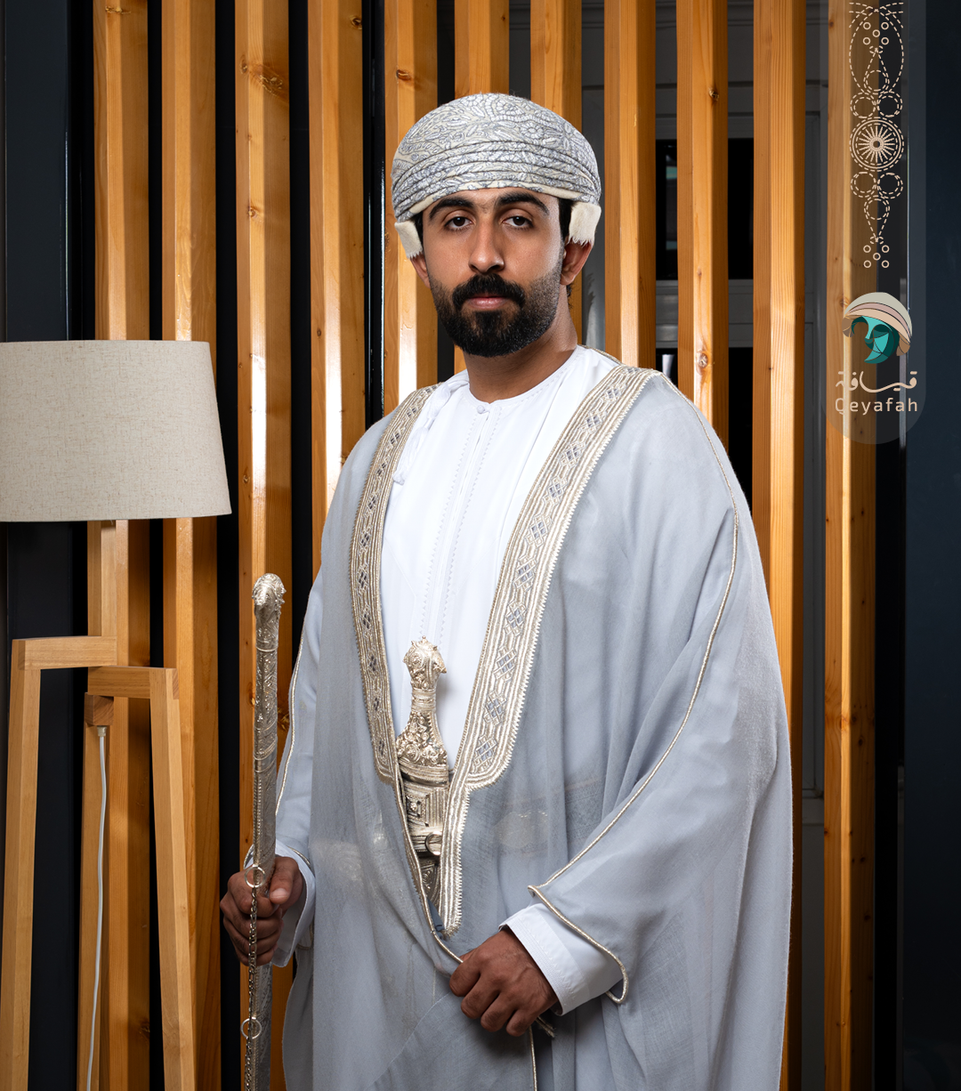 طقم بشت | للتأجير