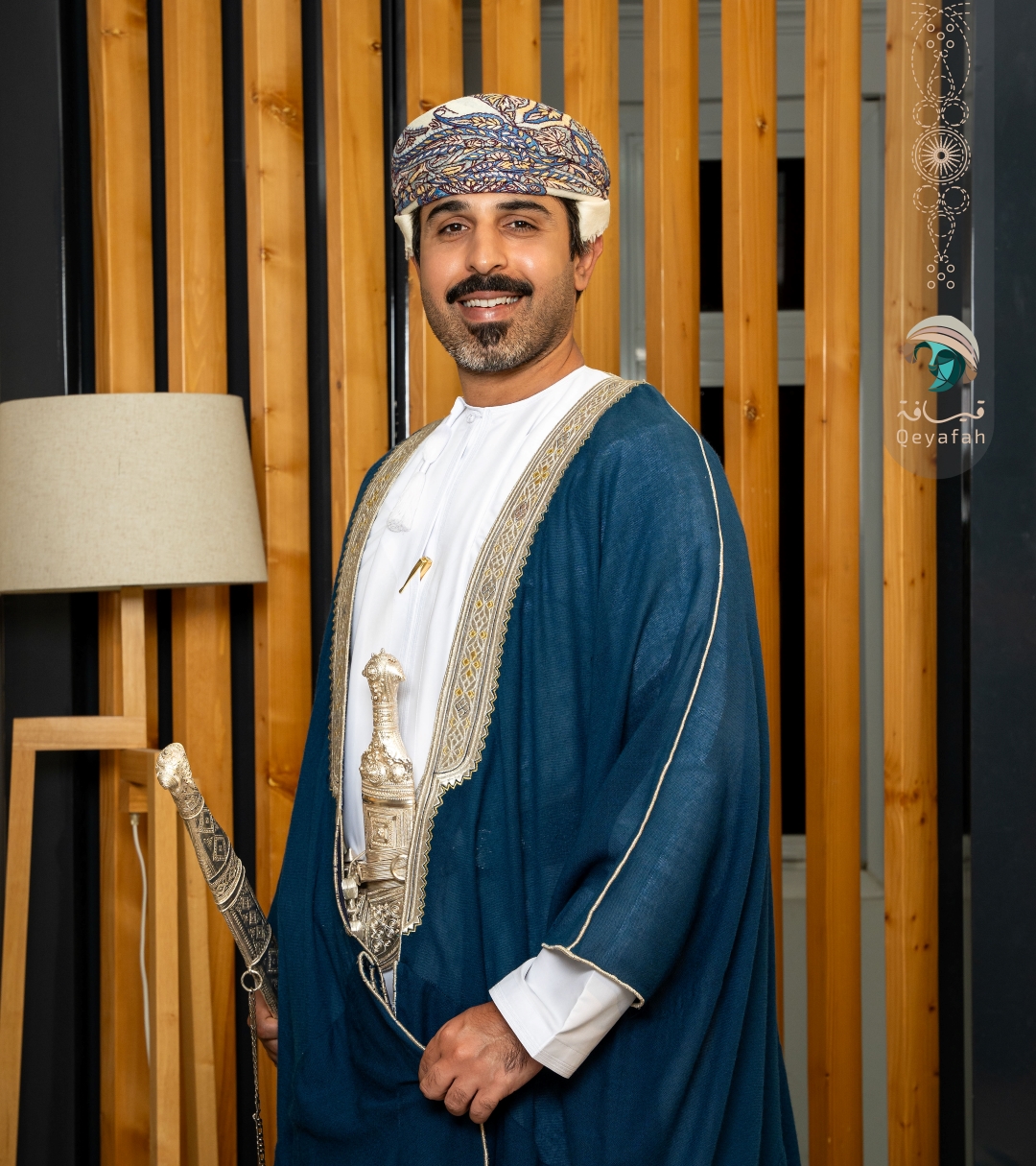 طقم بشت | للتأجير