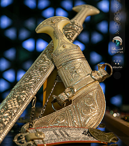 طقم ساحلي حليبي 